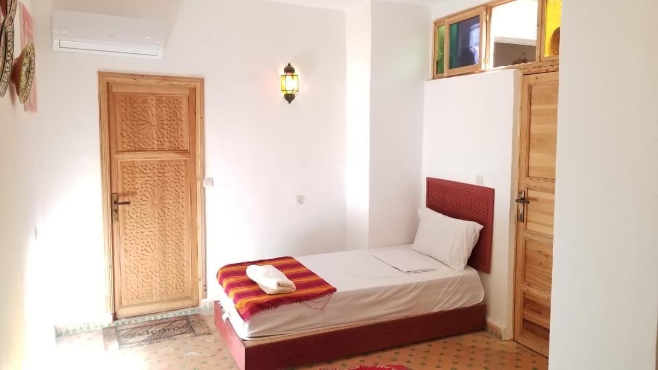 Dar Houda Hostel Fez Szoba fotó